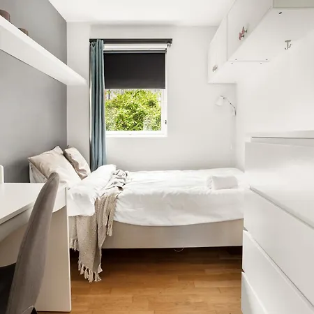 Apartment Modern And Spacious Apt In Historic Area Of Bergen