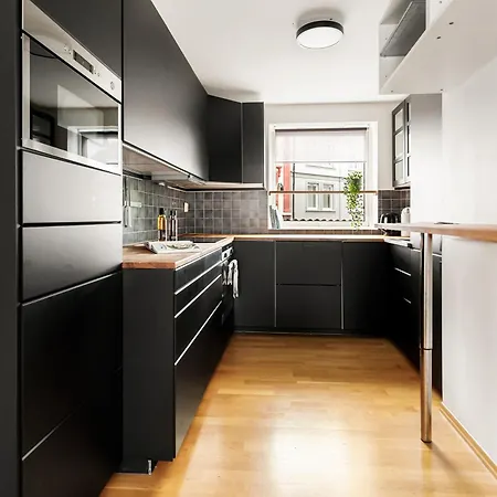 Apartment Modern And Spacious Apt In Historic Area Of